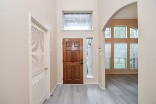 15114 Snow Hill Ct, Sugar Land, TX 77498 - Photo 3
