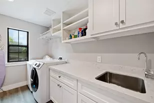 2928 Suffolk Dr, Houston, TX 77027 - Photo 27