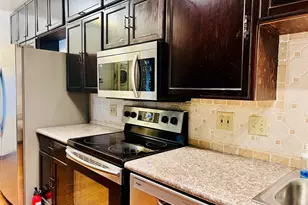 2100 Tanglewilde St, Houston, TX 77063 - Photo 23