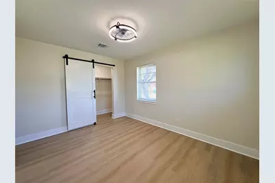 413 La Bradford Drive, Bay City, TX 77414 - Photo 11