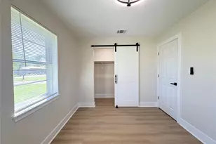 413 La Bradford Dr, Bay City, TX 77414 - Photo 13