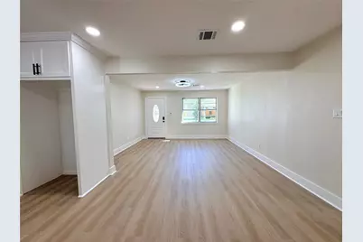 413 La Bradford Drive, Bay City, TX 77414 - Photo 3