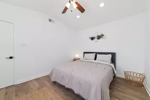 13102 Apple Glen Ln, Houston, TX 77072 - Photo 29