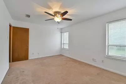 3919 Badger Forest Drive, Houston, TX 77088 - Photo 31