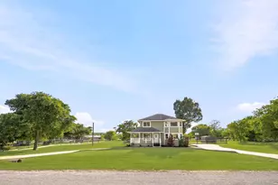 133 Meadow View Blvd, Del Valle, TX 78617 - Photo 5