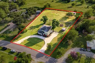 133 Meadow View Blvd, Del Valle, TX 78617 - Photo 43