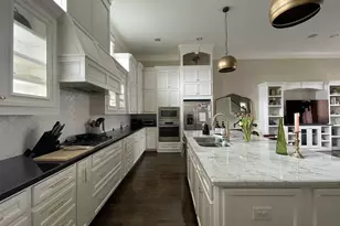 1414 Beachton St, Houston, TX 77007 - Photo 9