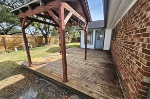 8403 Mullins Dr, Houston, TX 77096 - Photo 33