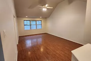 8403 Mullins Dr, Houston, TX 77096 - Photo 5