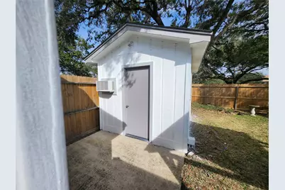 8403 Mullins Drive, Houston, TX 77096 - Photo 37