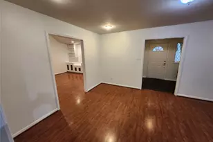 8403 Mullins Dr, Houston, TX 77096 - Photo 9