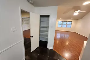 8403 Mullins Dr, Houston, TX 77096 - Photo 13
