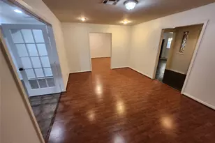 8403 Mullins Dr, Houston, TX 77096 - Photo 11
