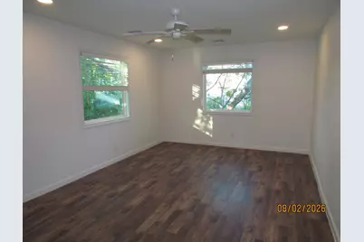 1806 Jack Johnson Boulevard, Galveston, TX 77550 - Photo 9