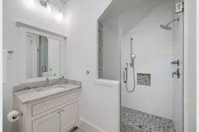 1031 E 7th 1/2 Street, Houston, TX 77009 - Photo 11