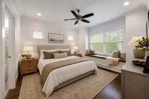 1031 E 7th 1/2 St, Houston, TX 77009 - Photo 17
