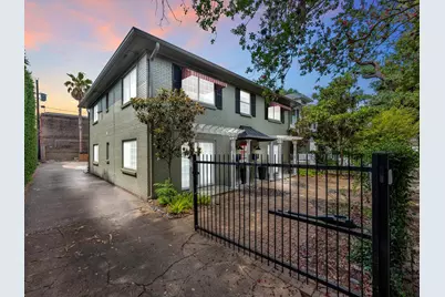 210 Emerson Street #7, Houston, TX 77006 - Photo 9