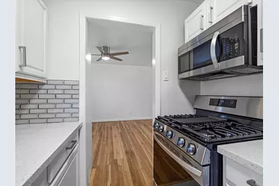 210 Emerson Street #7, Houston, TX 77006 - Photo 3