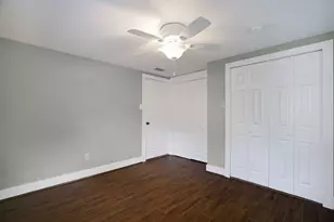 202 Fannin St, Tomball, TX 77375 - Photo 23