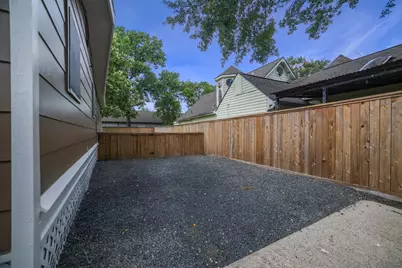 202 Fannin Street, Tomball, TX 77375 - Photo 31