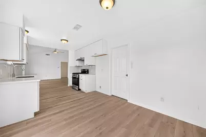 10906 Triola Lane, Houston, TX 77072 - Photo 17