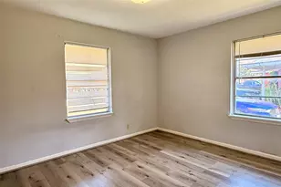 10502 Ambursen St, Houston, TX 77034 - Photo 9