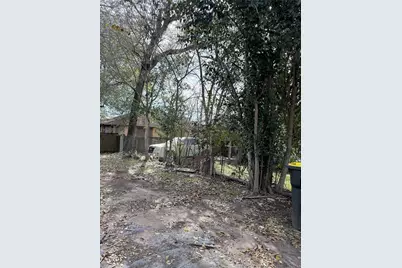 212 S Main Street #B, Conroe, TX 77301 - Photo 15