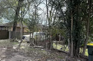 212 S Main St, Conroe, TX 77301 - Photo 15