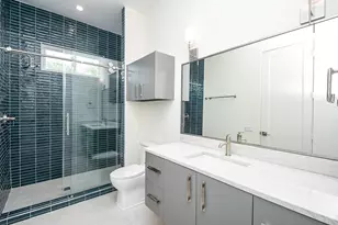 2247 North Blvd, Houston, TX 77098 - Photo 11