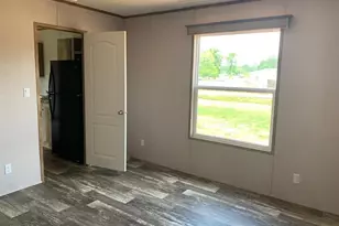 16496 Dunhill Ln, Conroe, TX 77303 - Photo 9