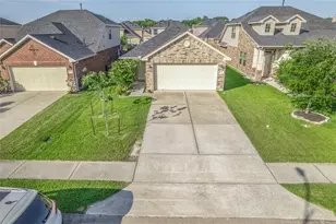 5135 Misty Ln, Bacliff, TX 77518 - Photo 1