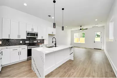 5029 Broom Street #B, Houston, TX 77091 - Photo 3