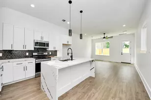 5029 Broom St, Houston, TX 77091 - Photo 3