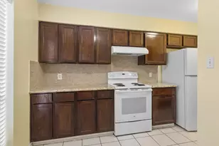 6111 Beverly Hill St, Houston, TX 77057 - Photo 11