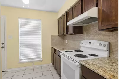 6111 Beverly Hill Street #10, Houston, TX 77057 - Photo 9