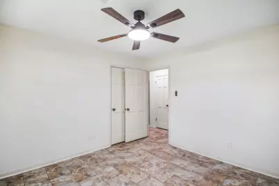 9213 Hammerly Boulevard, Houston, TX 77080 - Photo 23