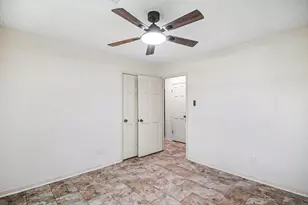 9213 Hammerly Blvd, Houston, TX 77080 - Photo 23