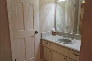 9213 Hammerly Blvd, Houston, TX 77080 - Photo 11