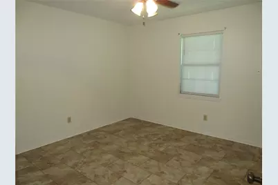 9213 Hammerly Boulevard, Houston, TX 77080 - Photo 15