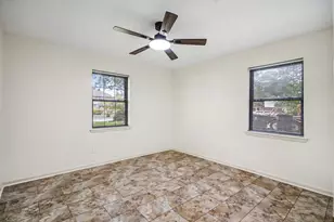 9213 Hammerly Blvd, Houston, TX 77080 - Photo 27