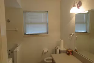 9213 Hammerly Blvd, Houston, TX 77080 - Photo 15