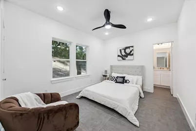 2122 Oatfield Drive, Houston, TX 77018 - Photo 5