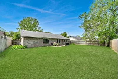 10327 Sageburrow Drive, Houston, TX 77089 - Photo 23