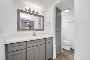 10327 Sageburrow Dr, Houston, TX 77089 - Photo 5