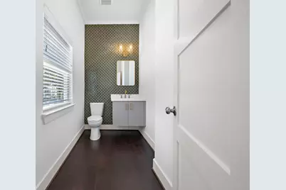 1015 W 24th Street #B, Houston, TX 77008 - Photo 9