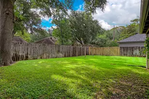 15702 Gilbertyn Dr, Tomball, TX 77377 - Photo 5