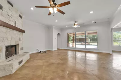 11498 Oak Springs Drive, Willis, TX 77378 - Photo 9