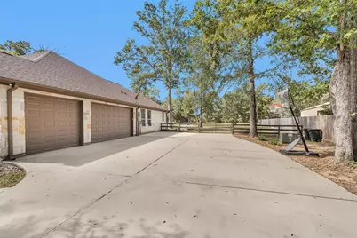 11498 Oak Springs Drive, Willis, TX 77378 - Photo 37