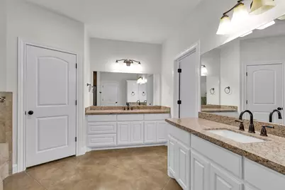 11498 Oak Springs Drive, Willis, TX 77378 - Photo 25