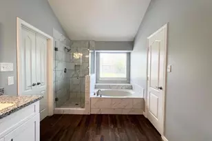 10005 W Chestnut Creek Way W, Pearland, TX 77584 - Photo 19